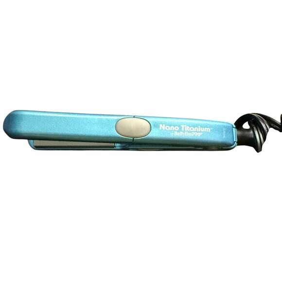 SOLD BaByliss PRO Nano Titanium 1/2" Plate Mini Ceramic Flat Iron Travel - Picture 4 of 7